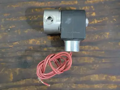 Used PARKER 71215SN2MN00N0H111C2 Parts (Hydraulics and Pneumatics) British Columbia CA | Lenmark #264355