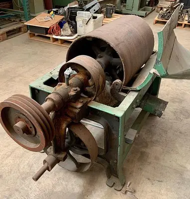McKnight chair back sander (101626)