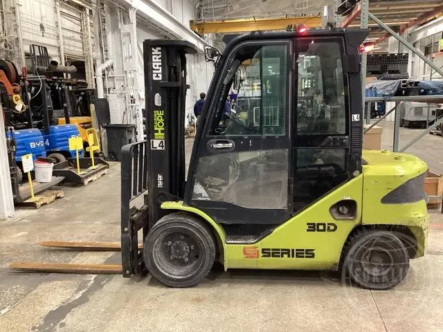 Used 2022 CLARK S30D Internal Combustion Forklifts: Pneumatic Tire Illinois US | Forklift Exchange #1274418