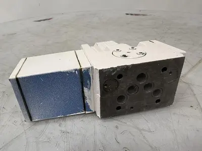 USED MOOG D661-5009