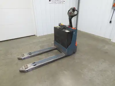 Toyota 8HBW23 Electric Walkie Pallet Jack 4500 lb 45" Forks 8.5" Lift 24V 1250H