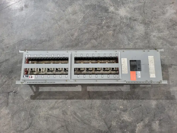 Used EATON POW-R-LINE 1A Switchgears British Columbia CA | Lenmark #1428851