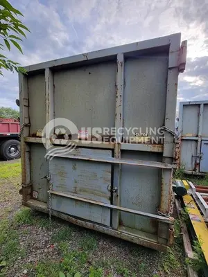 USED NORTHEAST INDUSTRIAL 40 YARD OCTAGON RECIEVER BOX