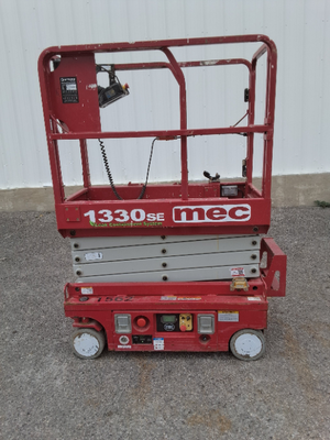 USED 2020 MEC 1330SE