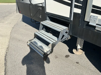 Used 2017 HEARTLAND ROAD WARRIOR Campers, Caravans, Motorhomes Michigan US | Miedema Asset Management Group #1579168