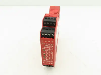 Allen Bradley 440R-N23132 Guardmaster Safety Relay Module 24V