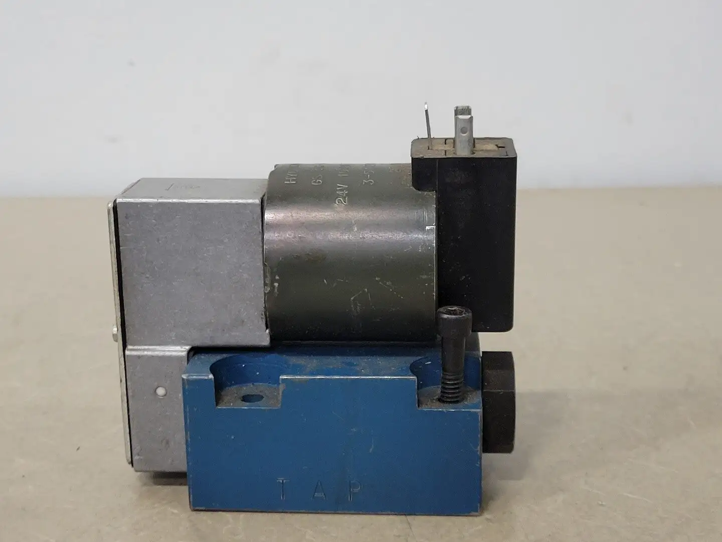 USED REXROTH M-3 SE 10 U24/315 G24