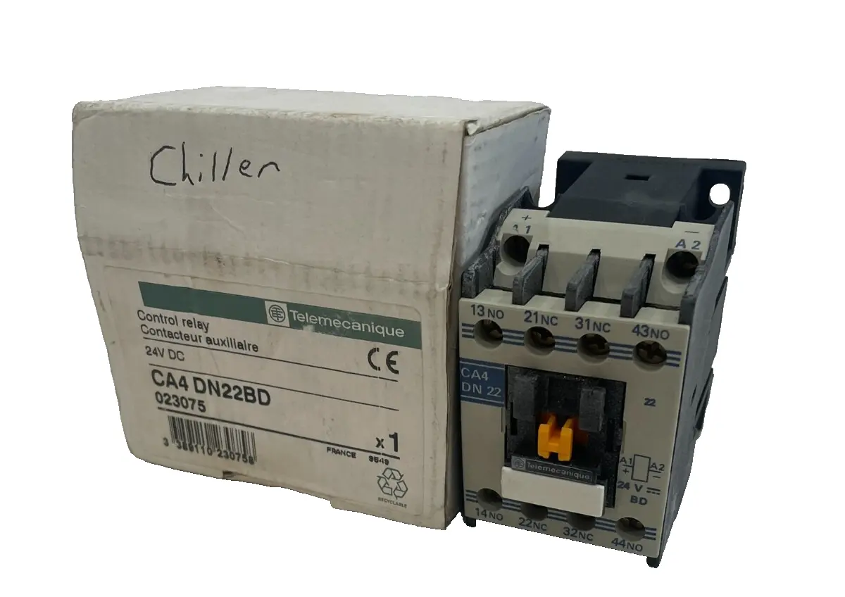 NEW TELEMECANIQUE CA4DN22BD CONTROL RELAY 023075