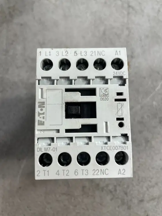 Used Eaton Eaton Moeller DILM7-01 PLC Contactors South Carolina US | Palmetto Automation #1161596