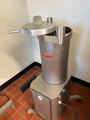 Used MAINCA EM-20 INT Hydraulic Sausage Stuffer with PR-360 INT Automatic Twist Linker Food Processing Equipment (misc) Illinois US | M&M Equipment Corp. #1554061