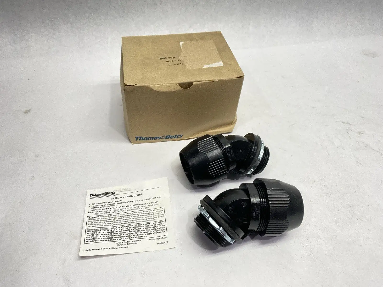 USED THOMAS & BETTS BULLET CONDUIT FITTING 45 DEGREE 1-1/4" FNMC LOT OF 2
