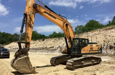 USED 2020 HYUNDAI HX380L