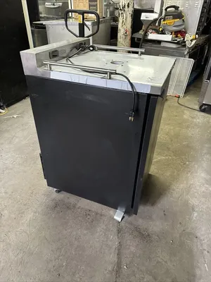 174-0195 Micromatic MDD23W Self Contained Dual Temperature Wine Dispenser Cooler