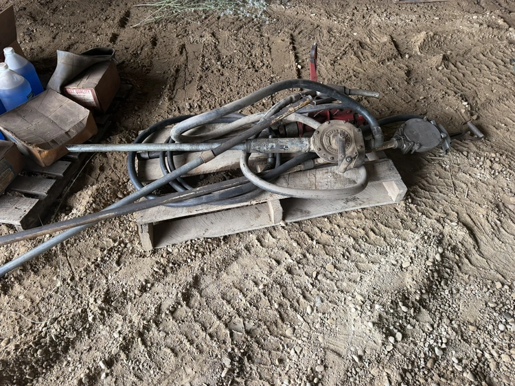 Used _UNKNOWN_ _UNKNOWN_ Drum Pumps Michigan US | Miedema Asset Management Group #1372147