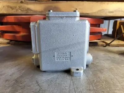 New | in-Stock CROUSE-HINDS AFU03330 Switchgears British Columbia CA | Lenmark #242025