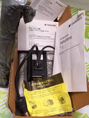 YASKAWA SGMAH-02AAF41D AC SERVO MOTOR 200W 200V 2.1A