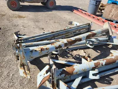 7.5ft. Conveyor Idler - Bracket Only