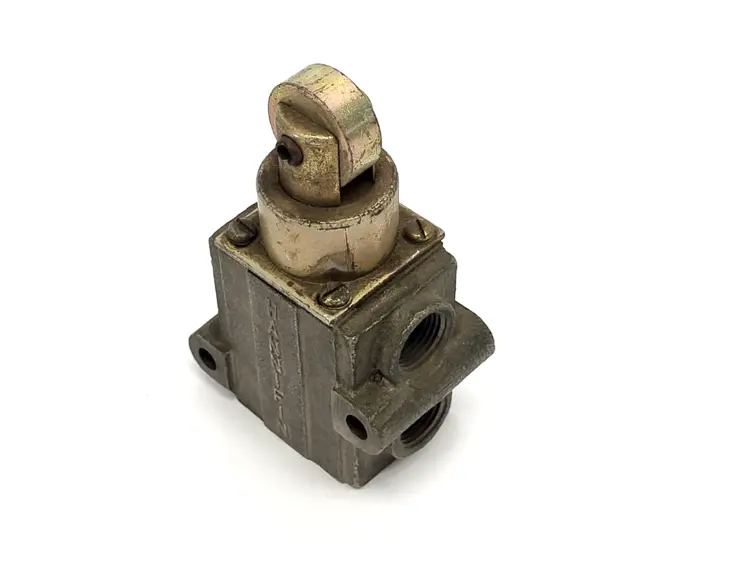 Used Parker Hannifin CW13-37 AR Pump & Valve Parts Michigan US | Maverick Industrial Sales #1483143