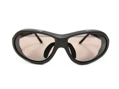 IPG CMMIXXX0005981PX Laser Safety Glasses | Li10 Laser (2)