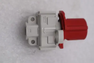 NEW OPEN BOX SMC VHS20-N02A-Z Lockout Valve STOCK K-2587
