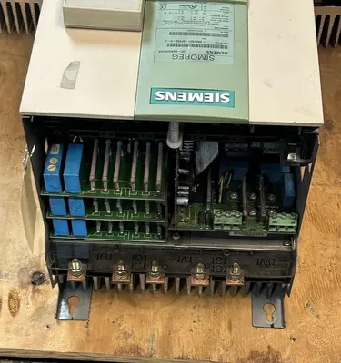 USED SIEMENS 6RA7031-6FV62-0-Z