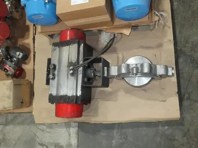 2 PALLETS OF ASSORTED ACTUATORS, JAMESBURY, HYTORK, DRESSER, ALLEN SHERMAN- HOFF, TRIAC CONTROLS
