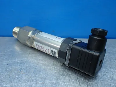 Used WIKA 891.14.520 Pressure Transmitters Ohio US | HGR 24 #831536