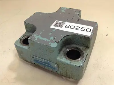 USED VICKERS CVCS40NS210X99