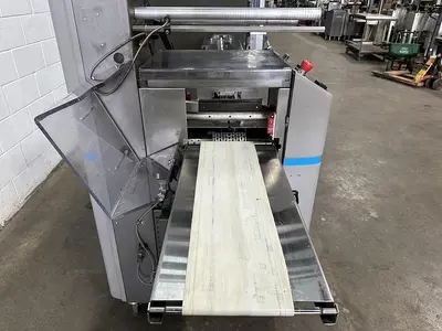 USED DOBOY PACKAGING MACHINERY INC STRATUS WRAPPER