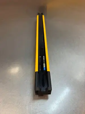 Keyence Corp SL-V47FM-R Safety Light Curtain Main Unit (8.6.1)