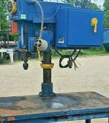 USED 1982 CLAUSING 2284