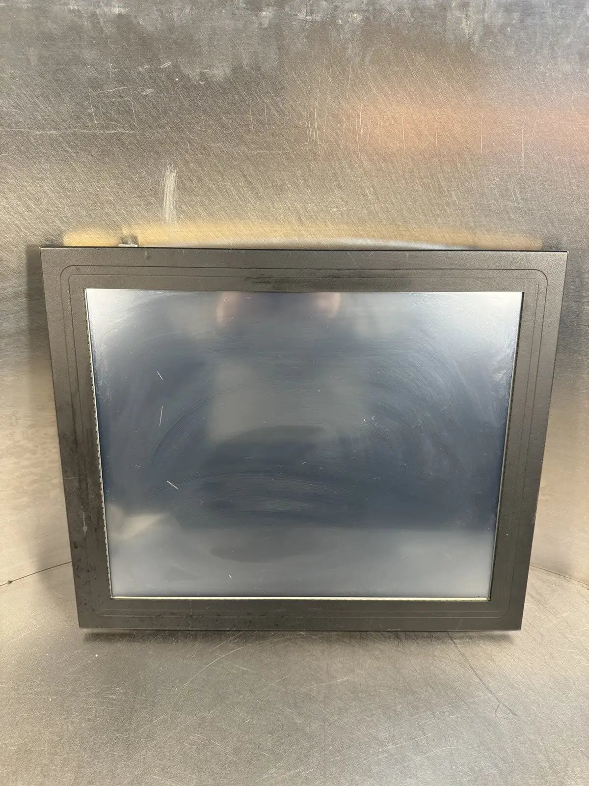 ADVANTECH IDS-3217R-35SXA1E / IDS3217R35SXA1E Industrial Monitor (Bin2.5.5)