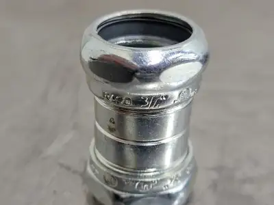 3/4" Compression Coupling Fitting (Box of 7)