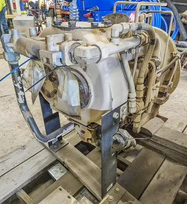 Used 1998 INGERSOLL-RAND HR2 900 CFM / 350 PSI AIR COMPRESSOR High Pressure Air Compressors Pennsylvania US | East West Machinery & Drilling #1417938