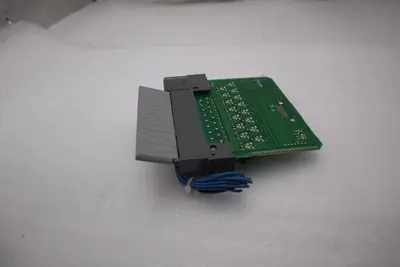 Allen Bradley 1746-OV16 /C SLC 500 16-Point Digital Output Module STOCK K-676-C