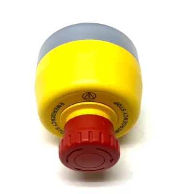 USED BANNER ENGINEERING ILLUMINATED EMERGENCY STOP PUSHBUTTON 30MM MOUNT 25304
