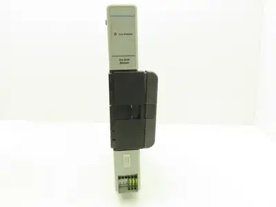 Allen Bradley 1394-AM04 Servo 3kW Axis Module 530/680V 1Ph In 310/390V 3Ph Out