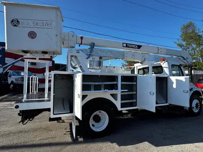 Used 2016 FREIGHTLINER M2 106 Tractors & Trailers Florida US | Truck and Van Outlet #1506256