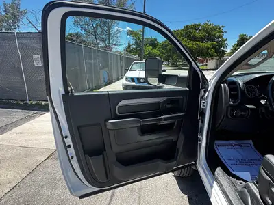Used 2020 VERSALIFT SST40EIH-02 Bucket (boom) trucks Florida US | Truck and Van Outlet #1509147