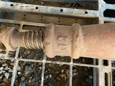 Used DUFF NORTON 12 TON VINTAGE ANTIQUE SCREW JACK FOR LEVELING CABLE TOOL Jack Lifters Pennsylvania US | East West Machinery & Drilling #1417570