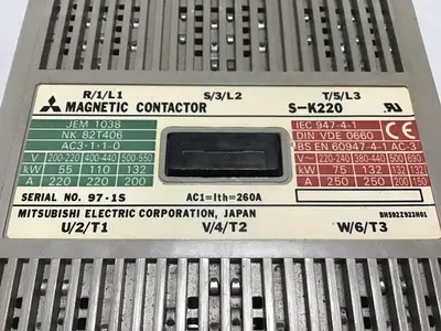 USED MITSUBISHI S-K220