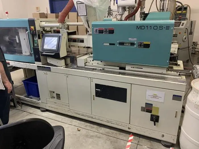Used 2002 NIIGATA MD110SIII Injection Molding Machines Massachusetts US | Absolute Machinery #546991