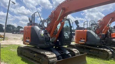 USED 2020 Hitachi ZX135US-6