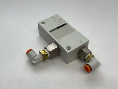 USED SMC VACUUM EJECTOR, FEMALE NPT PORTS