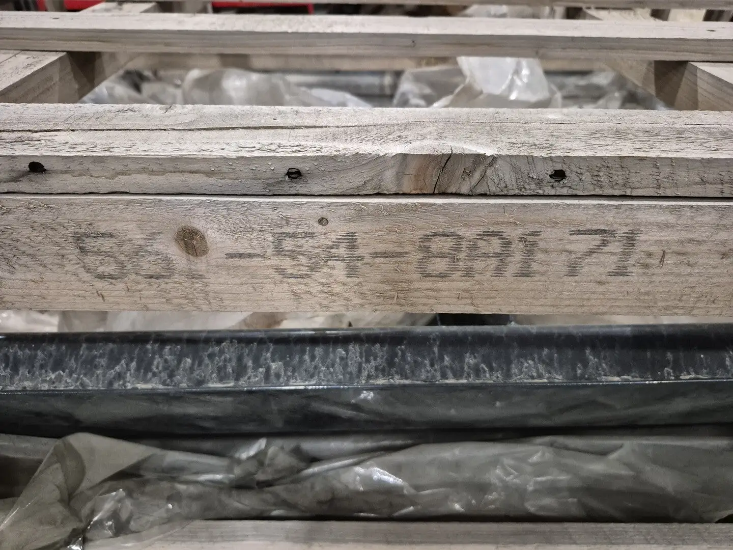USED KOMATSU 561-54-8A171