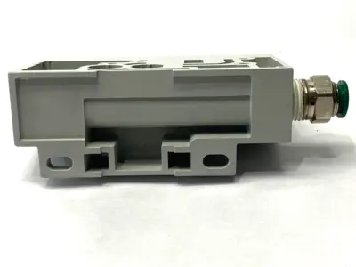 Used Numatics Pneumatic End Manifold Block X, XE, 1, 3/5 Ports Pump & Valve Parts Michigan US | Maverick Industrial Sales #1395139