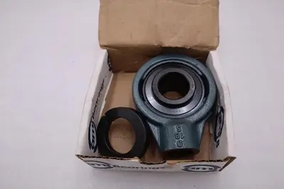 UEECH207-20 - AMI - WIDE ACCU-LOC HANGER BEARING STOCK H906A