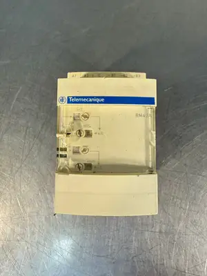 Schneider RM4JA32F Timer Relay Max 8A/250v – 50/60Hz (7.2.3)