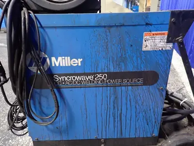Used 1996 MILLER SYNCROWAVE 250 Tig Welders Ohio US | HGR 24 #1056299