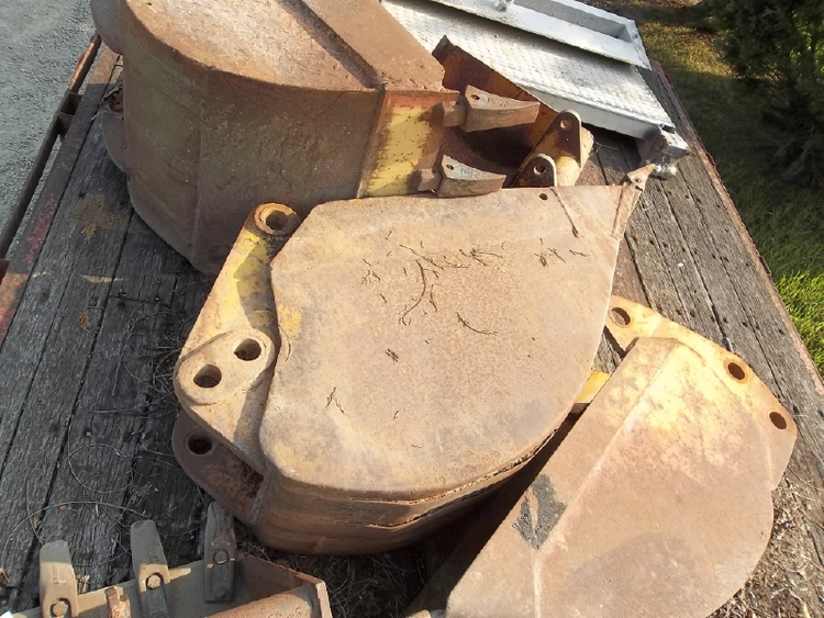 Used OTHER EQUIPMENT BUCKET Earth Buckets North Carolina US | Levan Equipment #1546335